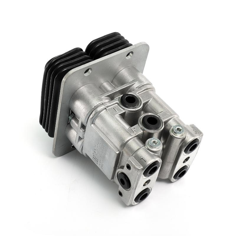 CAT  Traveling Pedal Valve（8 holes） 1DC0410200048   PPC-20H-0005